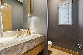 Sisu Lodge by Canmore Premier