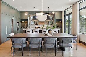 Sisu Lodge by Canmore Premier