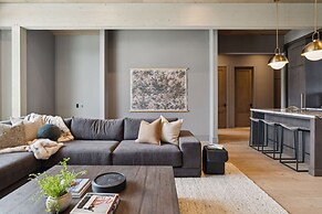 Sisu Lodge by Canmore Premier