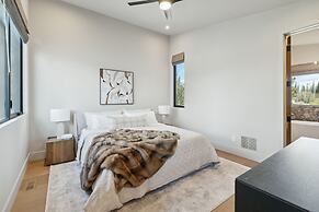 Sisu Lodge by Canmore Premier