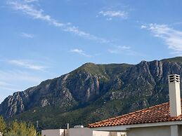 Alio Seaside Maisonette Steps From Diakopto Beach
