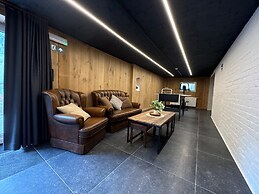 Luxury Group Stay in the Ardennes