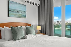 Condado Lagoon - Waterfront Escape
