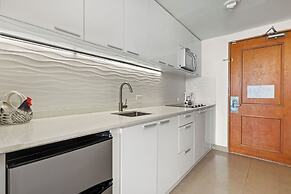 Condado Lagoon - Waterfront Escape