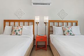 Condado Lagoon - Waterfront Escape