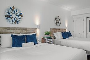 Condado Lagoon - Waterfront Escape
