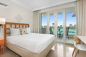 Condado Lagoon - Waterfront Escape