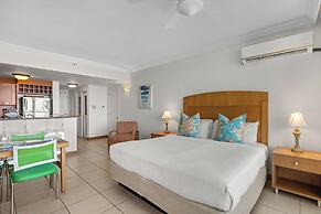 Condado Lagoon - Waterfront Escape