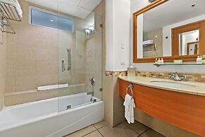 Condado Lagoon - Waterfront Escape