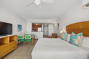 Condado Lagoon - Waterfront Escape