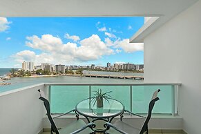 Condado Lagoon - Waterfront Escape