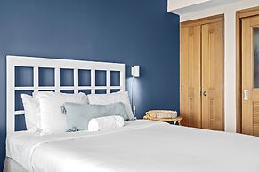 Condado Lagoon - Waterfront Escape