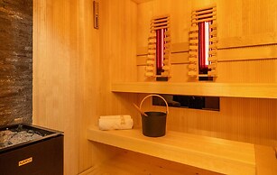 Holiday Home With Access to a Pool, Sauna, Jacuzzi
