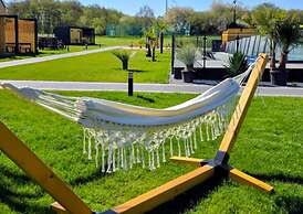 Holiday Home With Access to a Pool, Sauna, Jacuzzi