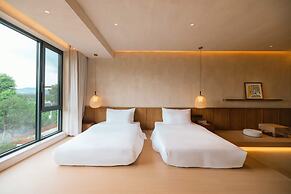 YAOJIA STRAW FARM RESORT ANJI