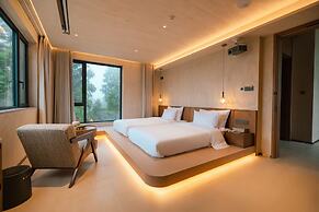 YAOJIA STRAW FARM RESORT ANJI