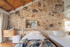 YAOJIA XINGLUOHAIYE RESORT