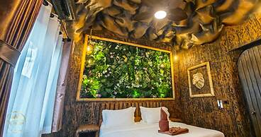 MANJILAND Luxury Pool Villa Pattaya