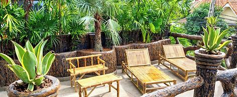 MANJILAND Luxury Pool Villa Pattaya
