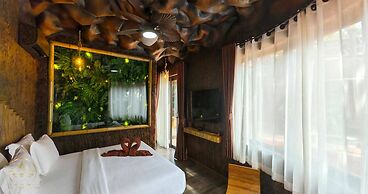 MANJILAND Luxury Pool Villa Pattaya