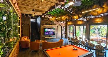 MANJILAND Luxury Pool Villa Pattaya