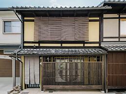 Wakaba Machiya House