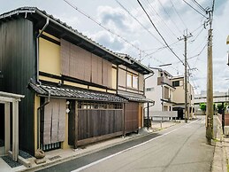 Wakaba Machiya House
