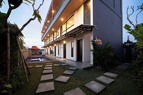 Lunaire Guest House