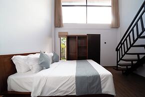 Lunaire Guest House
