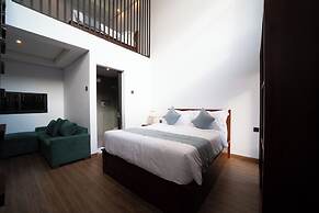 Lunaire Guest House