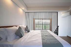 Lunaire Guest House