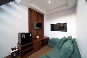 Lunaire Guest House