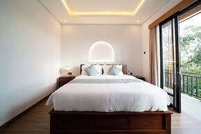 Lunaire Guest House