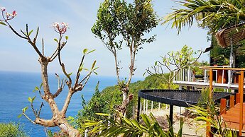Suwehan Cliff Inn with Hammock Penida