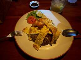 Suwehan Cliff Inn with Hammock Penida