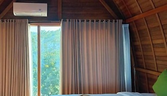 Suwehan Cliff Inn with Hammock Penida