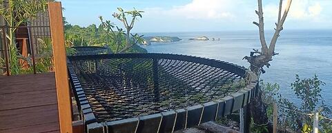 Suwehan Cliff Inn with Hammock Penida