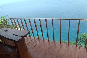 Suwehan Cliff Inn with Hammock Penida