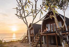 Suwehan Cliff Inn with Hammock Penida