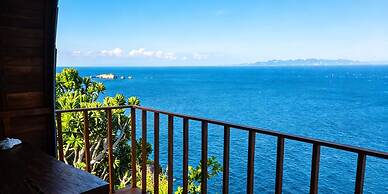 Suwehan Cliff Inn with Hammock Penida