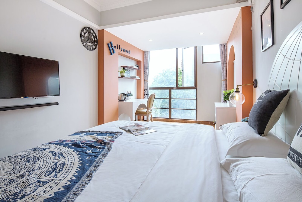 Summer Inn Sanya