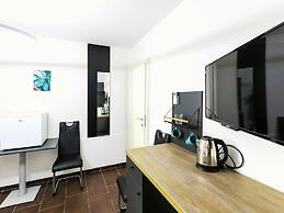 Mariposa Apartments