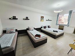Mariposa Apartments