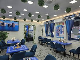 Mariposa Apartments