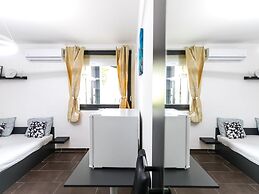Mariposa Apartments