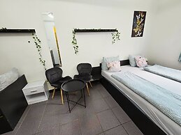 Mariposa Apartments