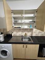 Kensington Studio, 3rd-floor City Base