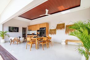 Sunterra Villas