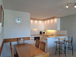 Coastal Apartment With Sleeping Alcove