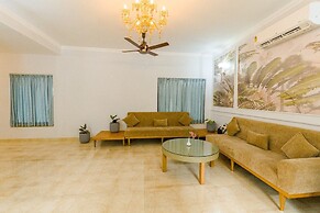 Casa Mog by Meraden
